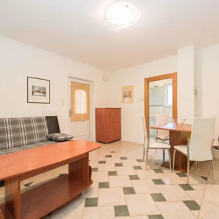In - Insel 41320 Appartamento